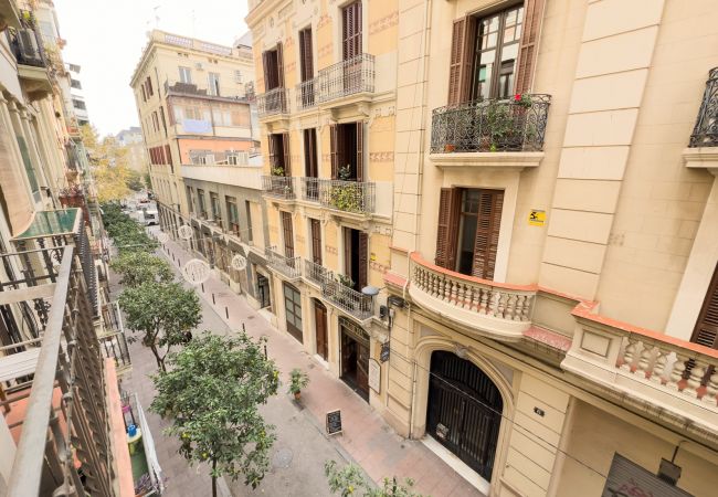 Apartamento en Barcelona - GRACIA chic style, balcony Apartamento en Barcelona - GRACIA chic style, balcony