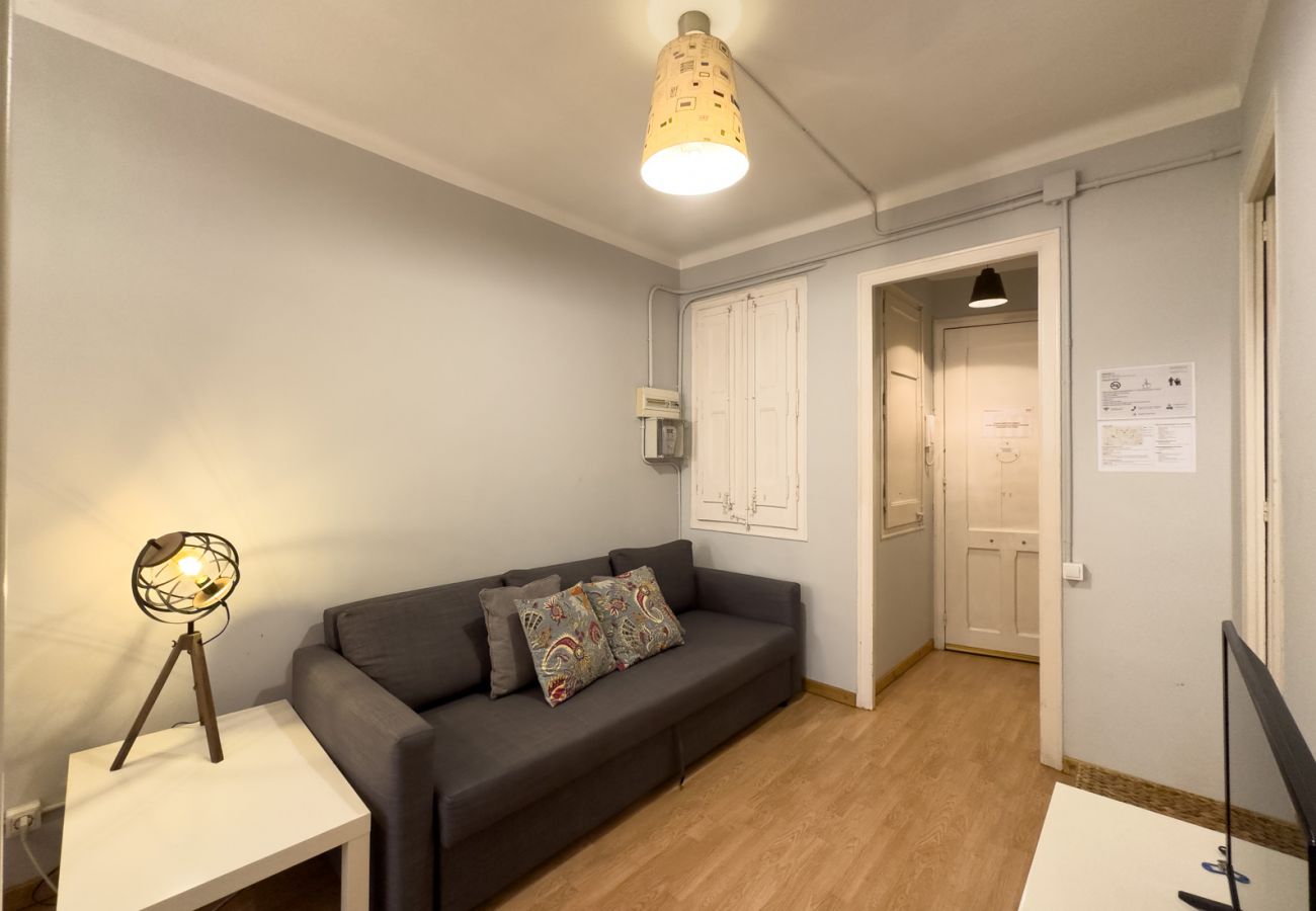 Apartamento en Barcelona - Apartamento bonito con balcón en alquiler por días en Barcelona centro, Gracia