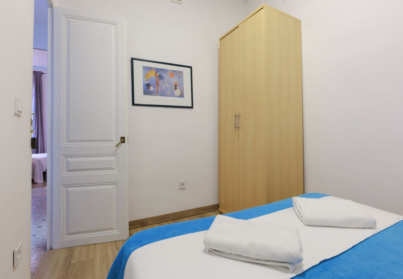 Apartamento en Barcelona - GRACIA SANT AGUSTI, 3 bedrooms