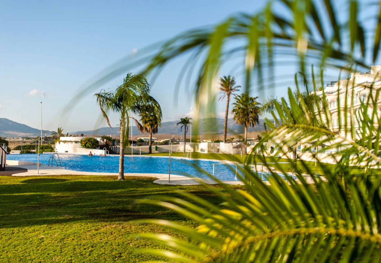 Apartamento en Tarifa - Apartamento con piscina a 30 m de la playa