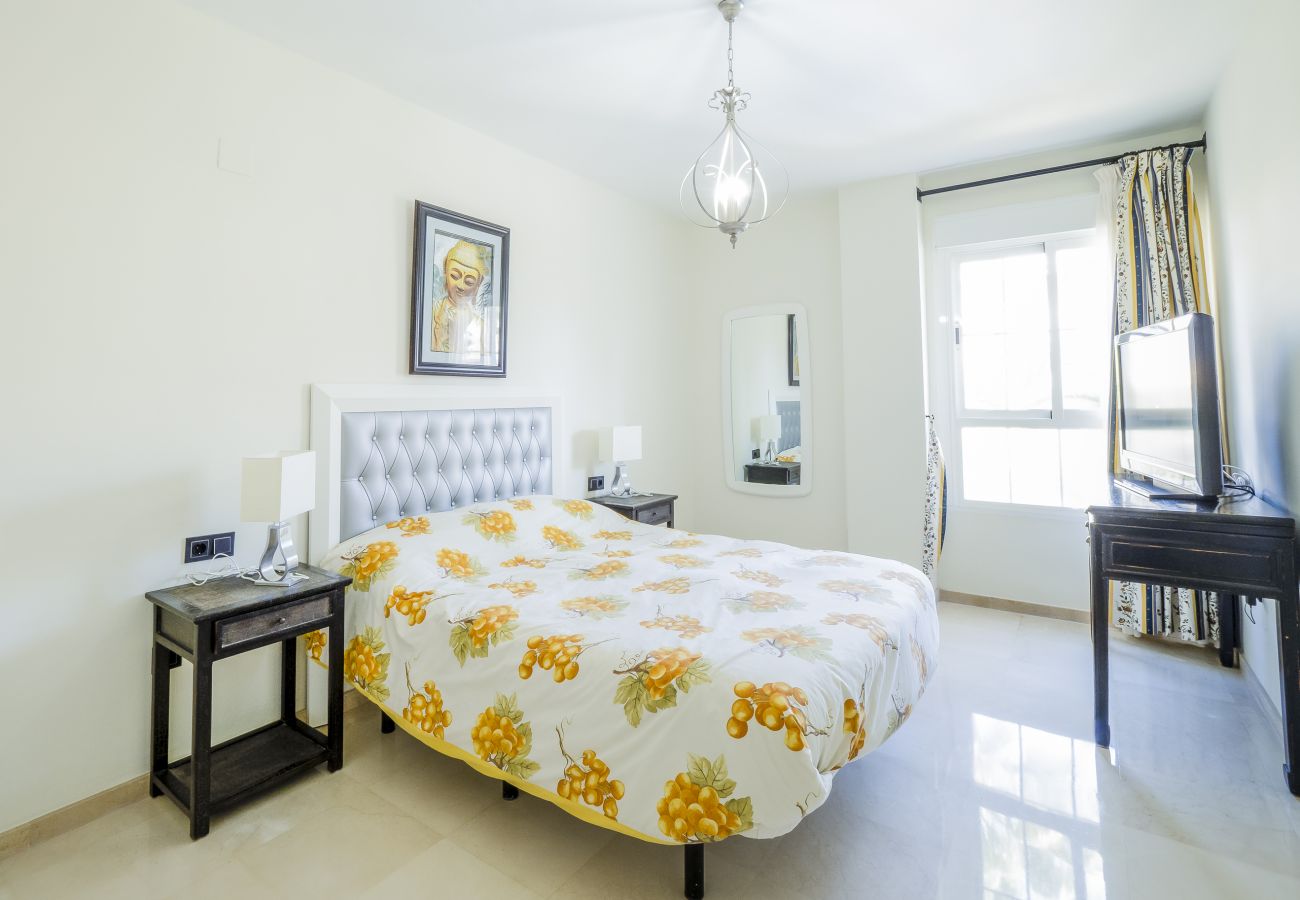 Dormitorio que tiene el apartamento en Marbella 
