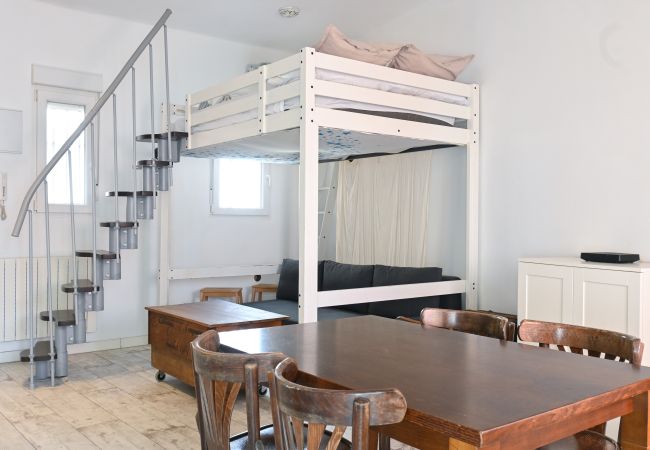 Estudio en Madrid - M (PDA115) ESTUDIO 4 PAX Estudio en Madrid - M (PDA115) ESTUDIO 4 PAX