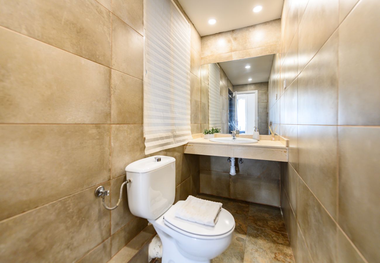 Apartamento en Madrid - M (VEL551) Piso de 3 dormitorios y 2 en Salamanca