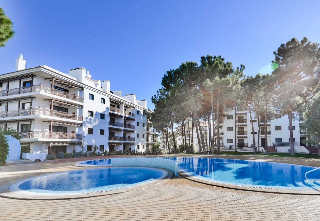 Apartamento en Albufeira - Apartamento con piscina a 700 m de la playa