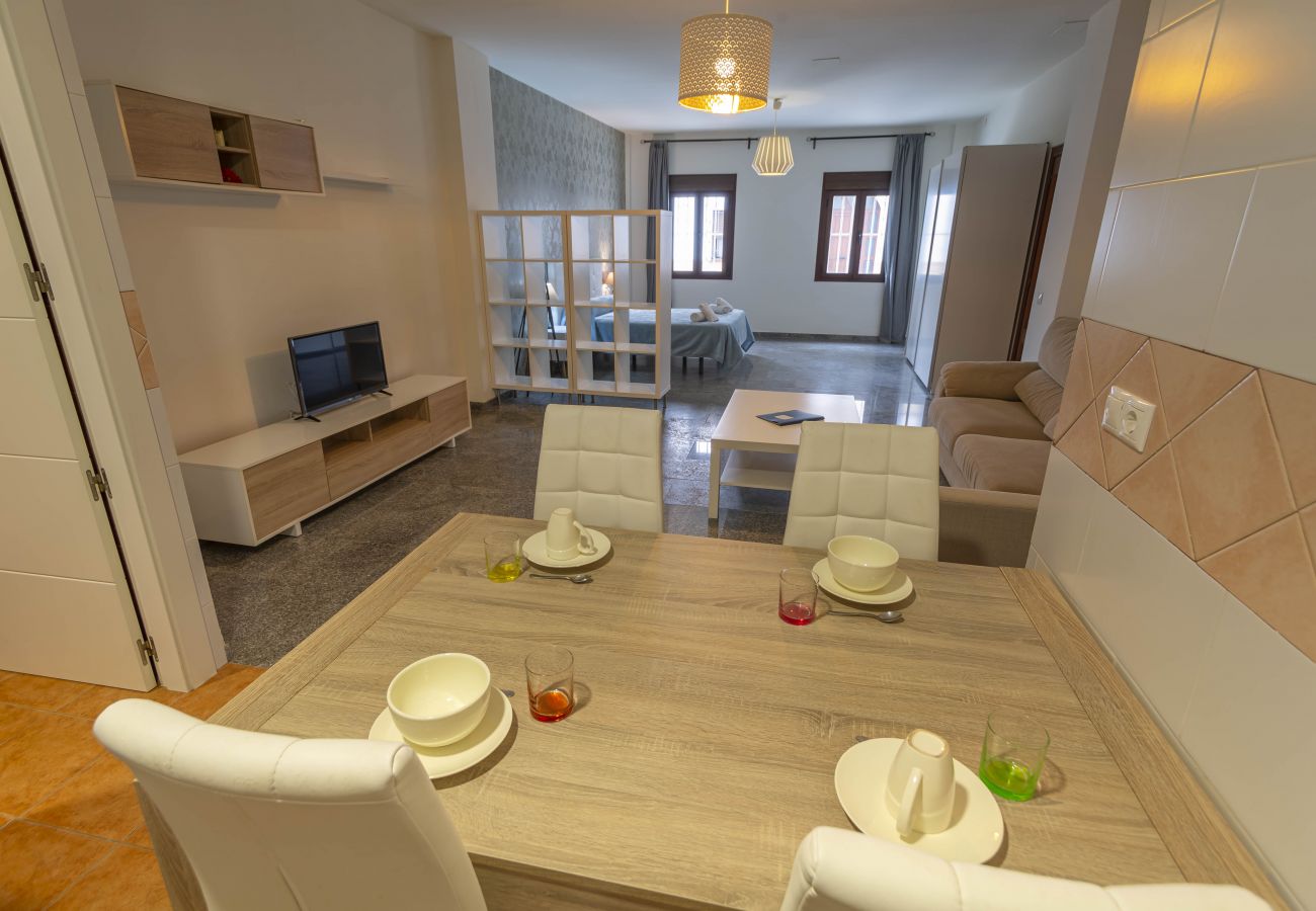 Apartamento en Nerja - Apartamento para 4 personas a 600 m de la playa
