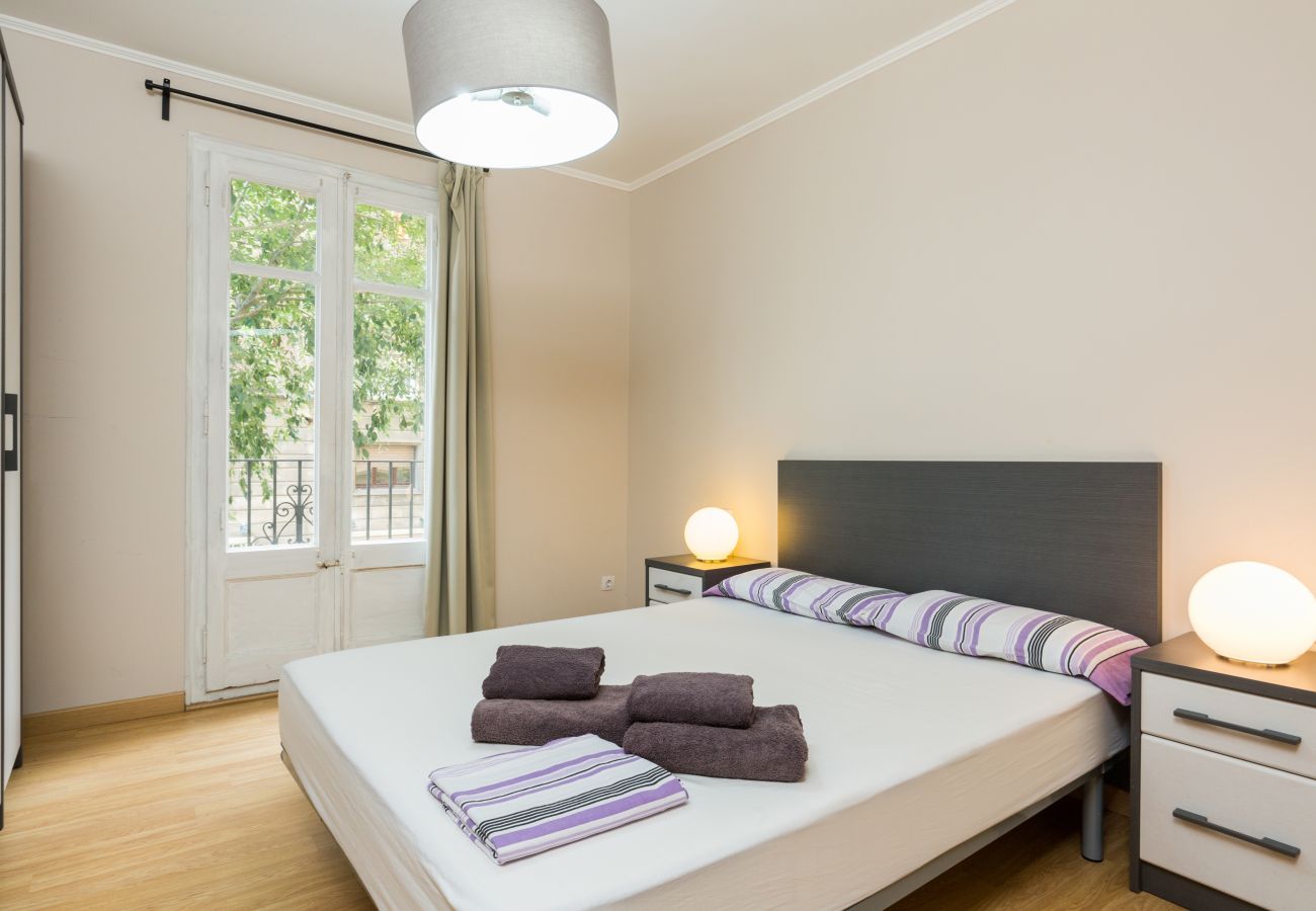 Apartamento en Barcelona - Family CIUTADELLA PARK piso turístico en Barcelona para familias y grupos