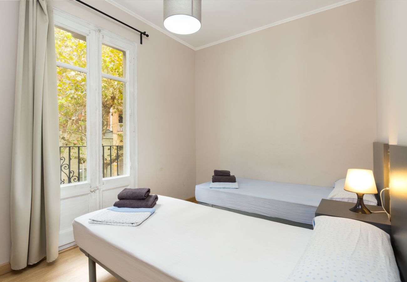 Apartamento en Barcelona - Family CIUTADELLA PARK piso turístico en Barcelona para familias y grupos