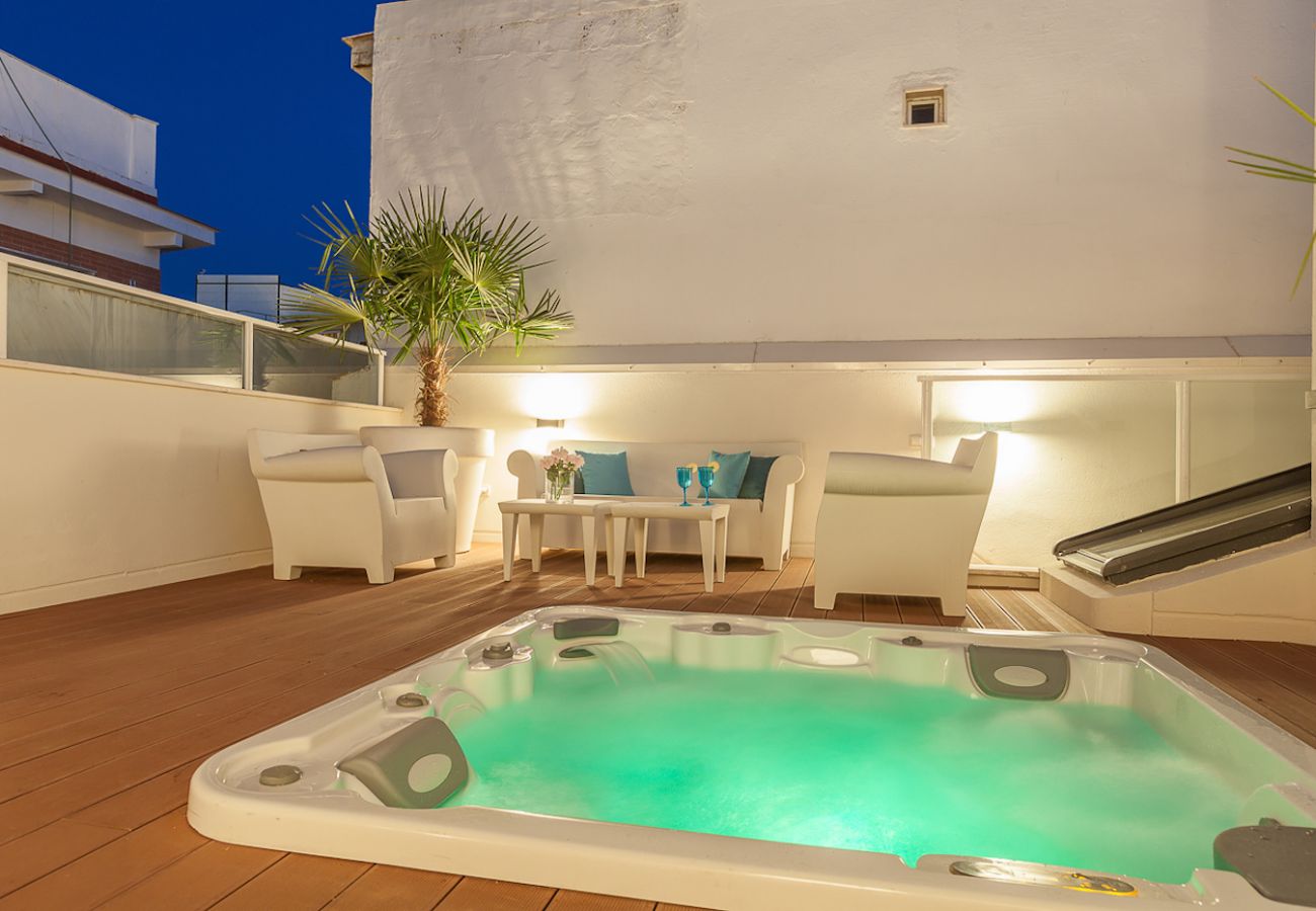 Apartamento en Málaga - iloftmalaga Premium Calle Nueva 4F, Jacuzzi y terraza privada
