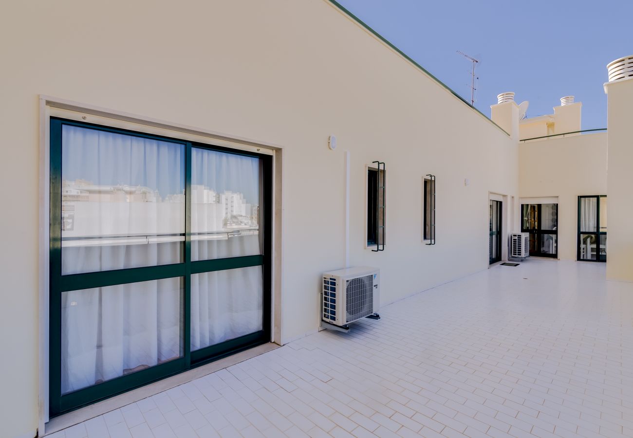 Apartamento en Faro - Apartamento con aire acondicionado en Faro