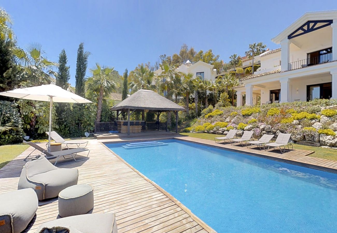 Villa en Marbella - Villa con piscina a 2 km de la playa