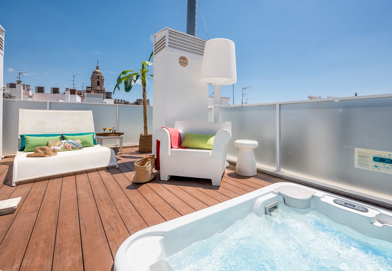 Apartamento en Málaga - iloftmalaga Premium Calle Nueva 5C, Jacuzzi y terraza privada