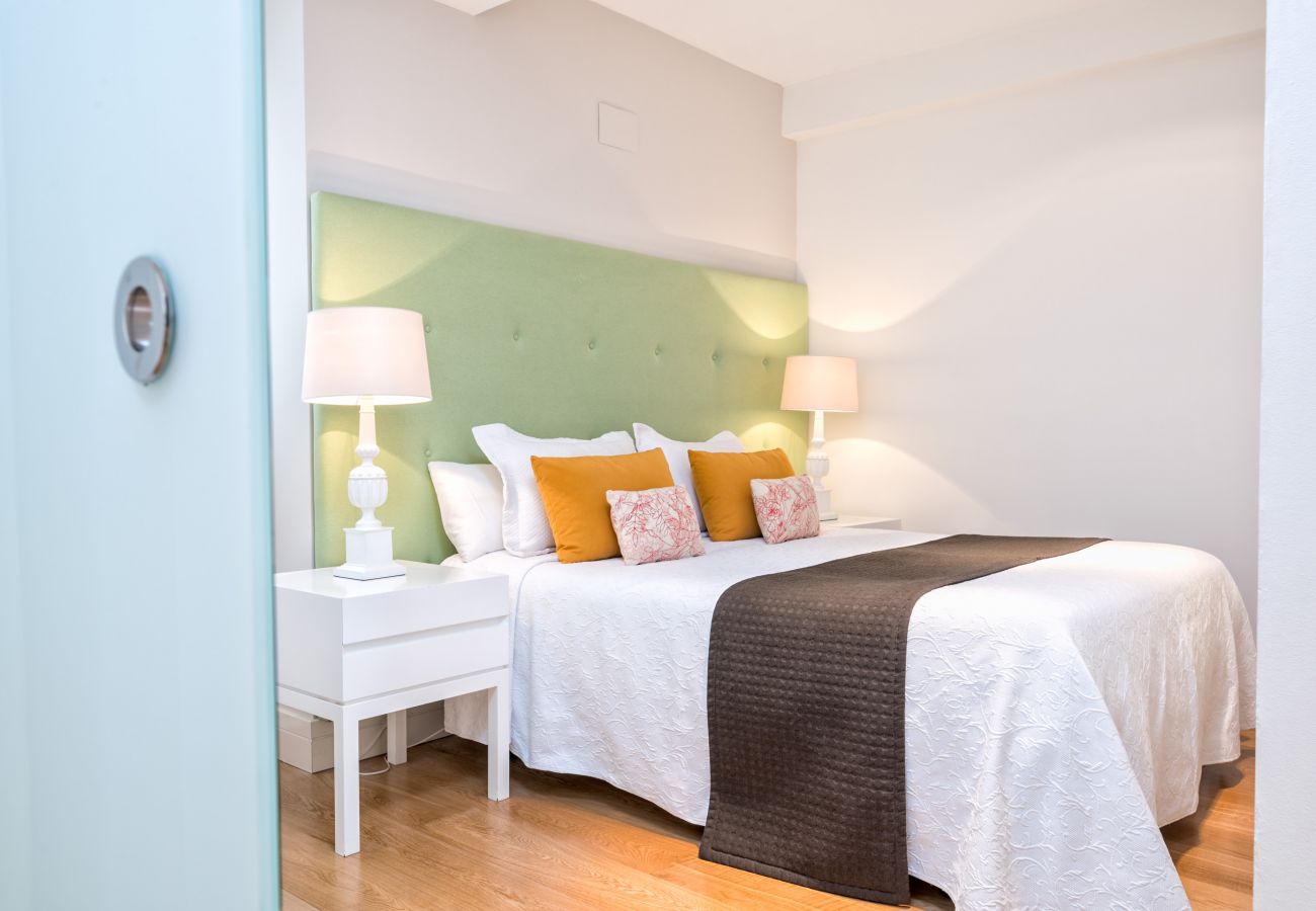 Apartamento en Málaga - iloftmalaga Premium Calle Nueva 5B, Jacuzzi y terraza privada