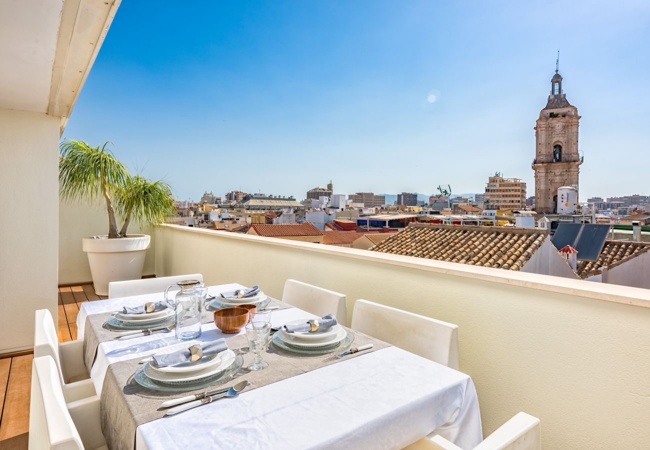 Apartamento en Málaga - iloftmalaga Premium Calle Nueva 5B, Jacuzzi y terraza privada