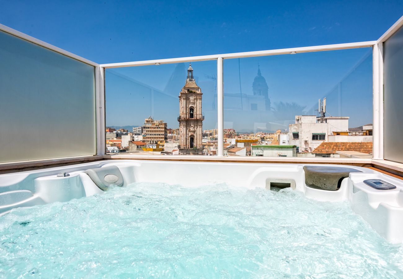 Apartamento en Málaga - iloftmalaga Premium Calle Nueva 5B, Jacuzzi y terraza privada