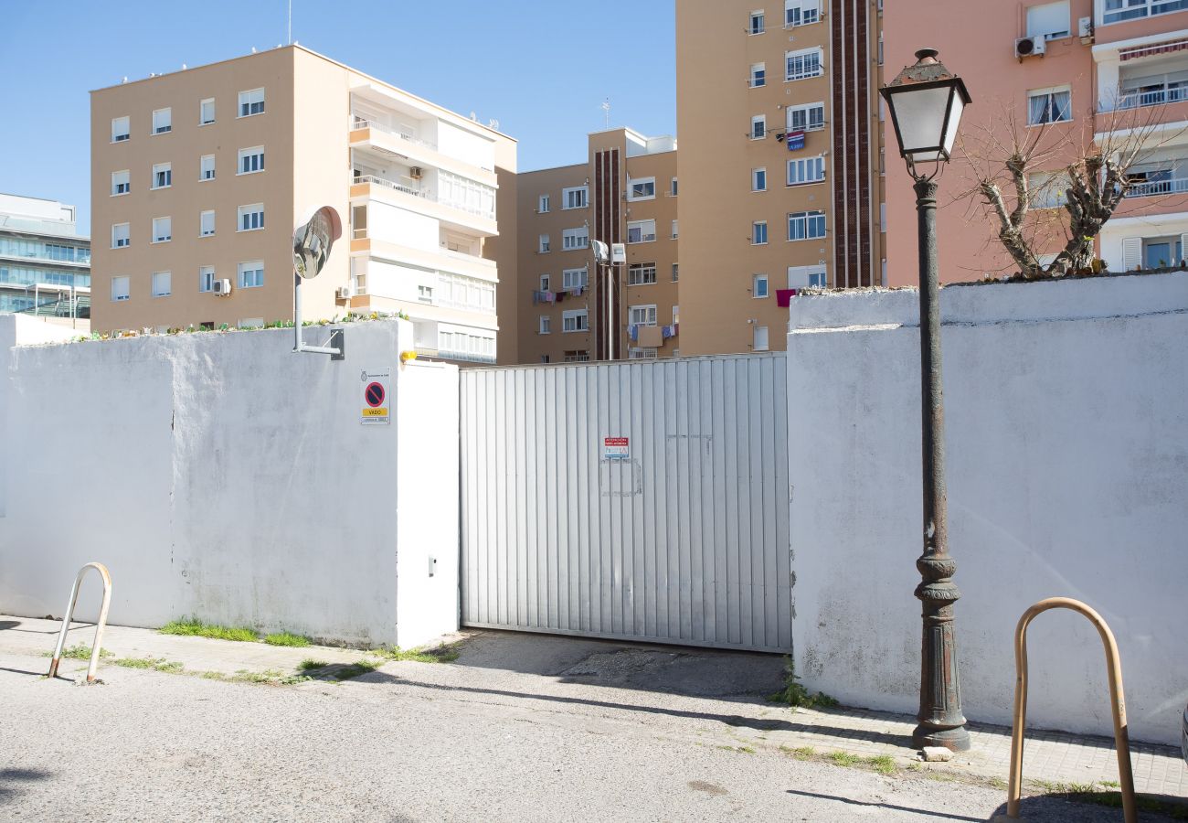 Apartamento en Cádiz - Apartamento de 4 dormitorios a 150 m de la playa