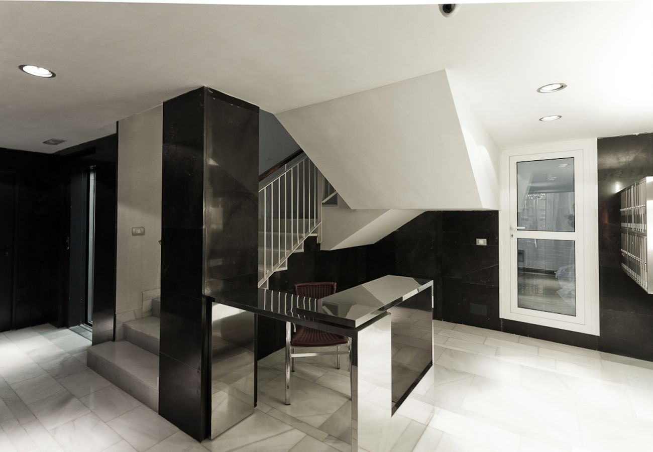 Apartamento en Málaga - iloftmalaga Premium Calle Nueva 5A, Jacuzzi y terraza privada 