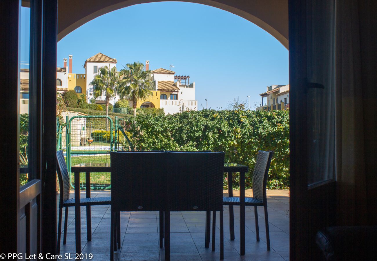 Casa en Ayamonte - WAR002 Town House with Garden and Pool Access