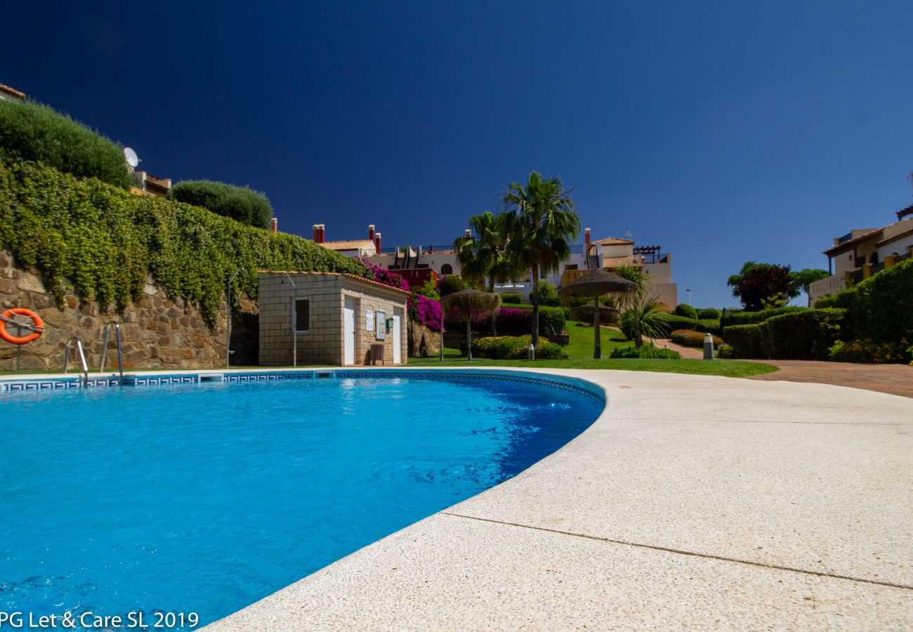 Casa en Ayamonte - WAR002 Town House with Garden and Pool Access