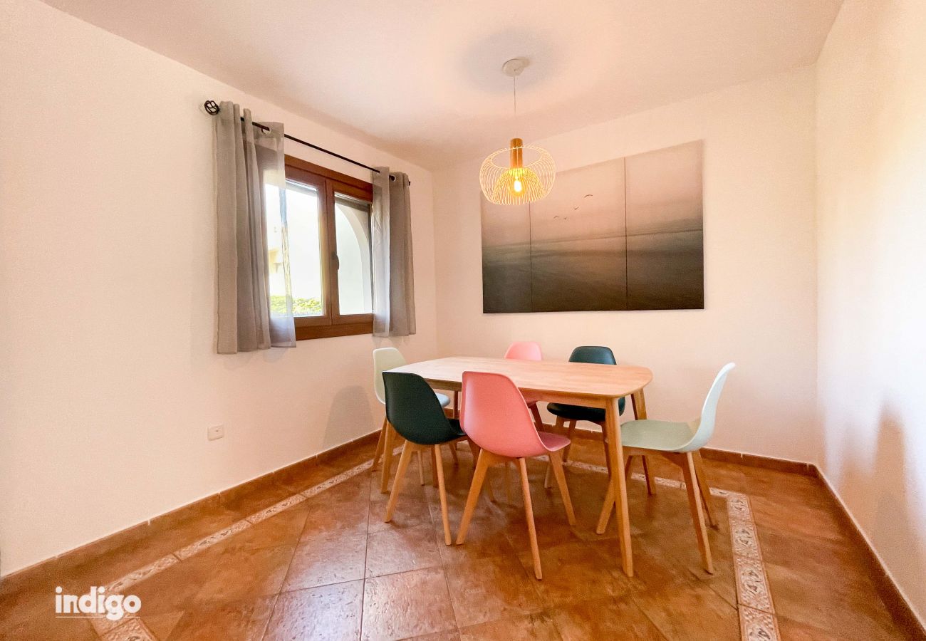 Casa en Ayamonte - WAR002 Town House with Garden and Pool Access