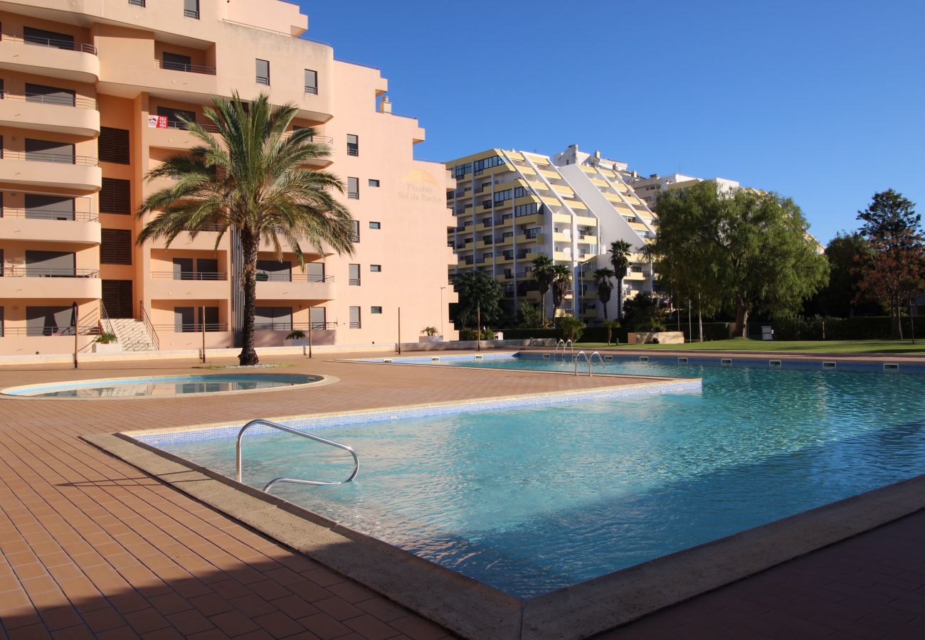 Apartamento en Praia da Rocha - Apartamento con piscina a 800 m de la playa