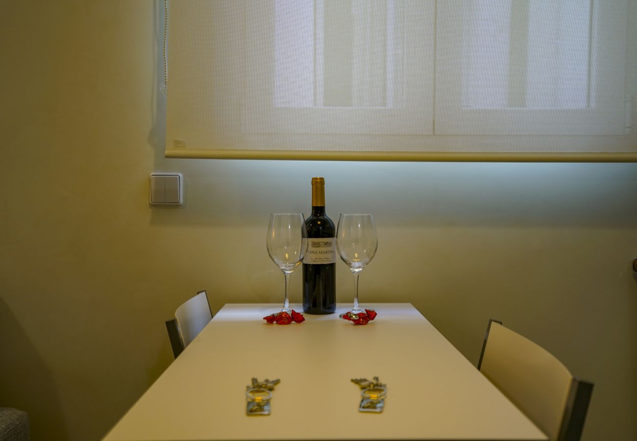 Apartamento en Madrid - Apartment Downtown Madrid Chueca-Malasaña, 1 Room, 4 pax