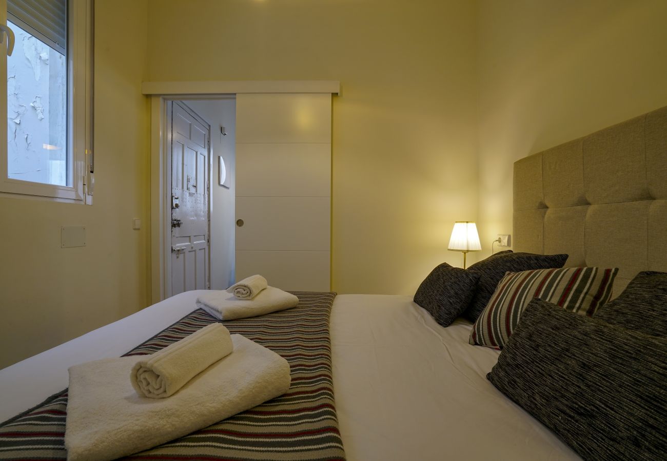 Apartamento en Madrid - Apartment Downtown Madrid Chueca-Malasaña, 1 Room, 4 pax