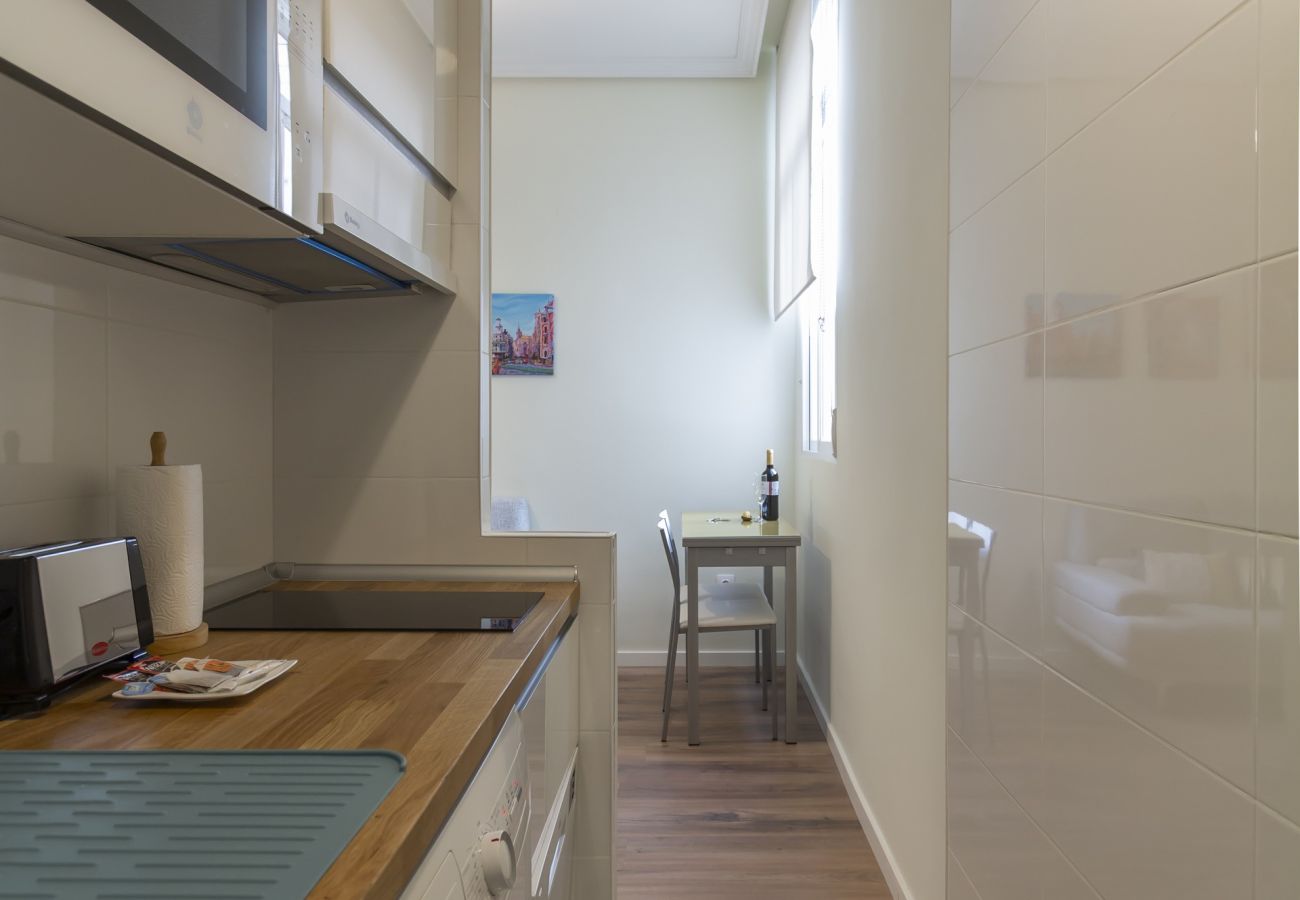 Apartamento en Madrid - Apartment Downtown Madrid Chueca-Malasaña- 1 ROOM 4 PAX 