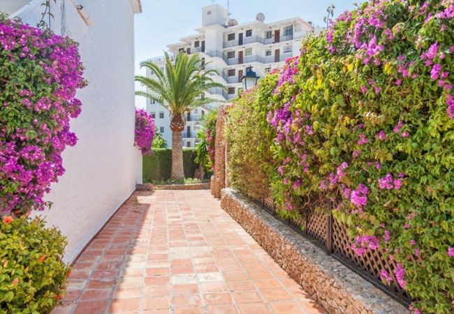 Apartamento en Nerja - Apartamento con piscina en Nerja