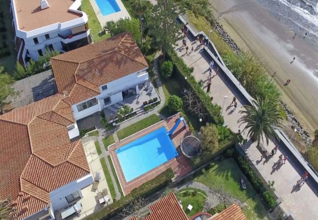 Villa en Playa del Ingles - Villa Playa del Ingés piscina primera línea de playa by Lightbooking