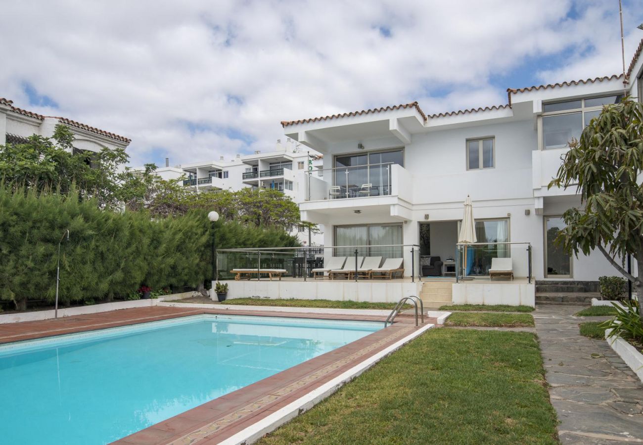 Villa en Playa del Ingles - Los Tarantos Avda. Madrid 21