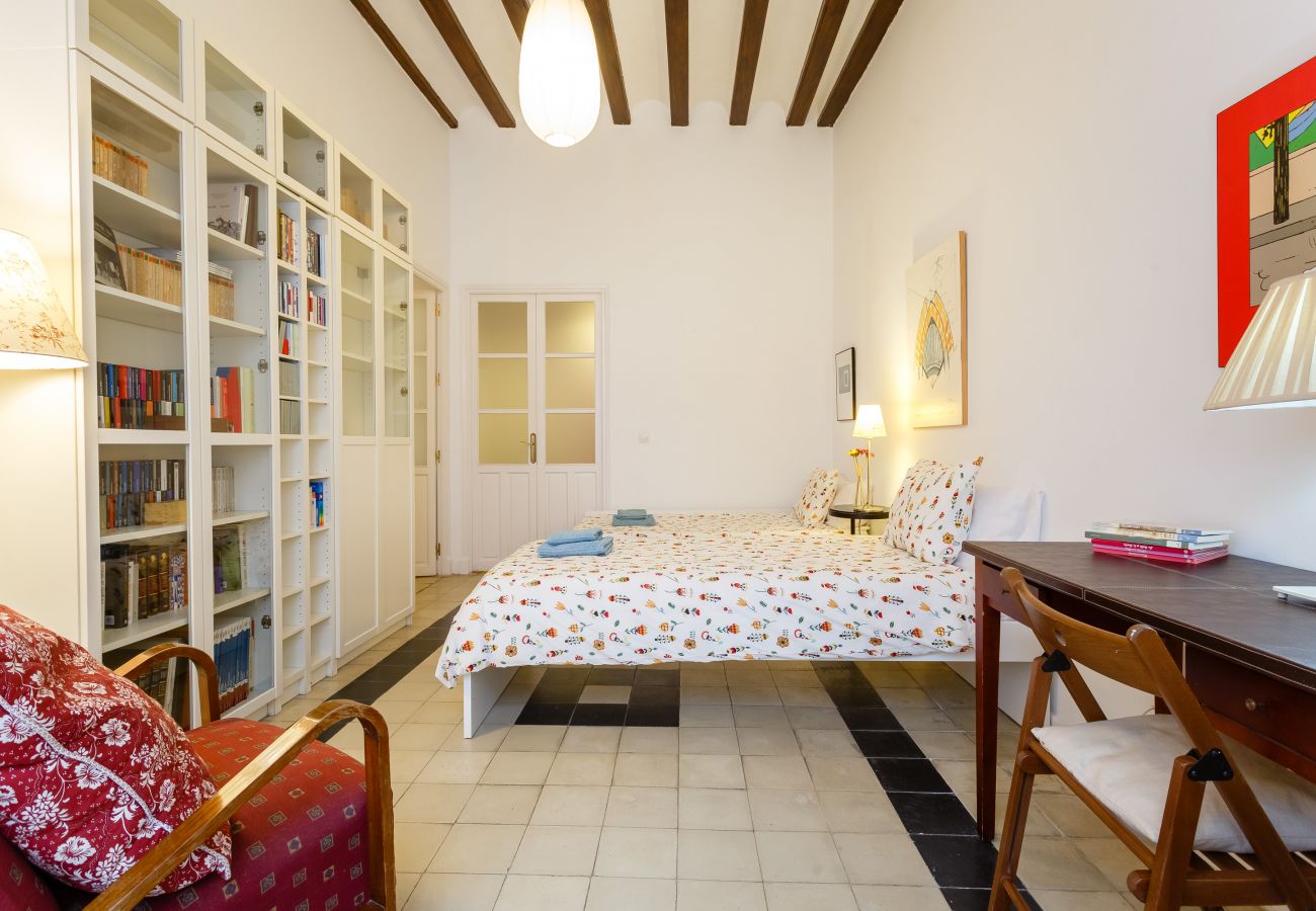 Apartamento en Cádiz - Cadiz centro historico 8P wifi by Lightbooking