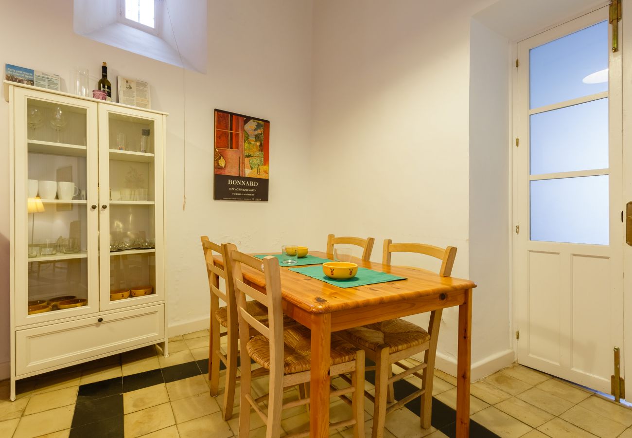 Apartamento en Cádiz - Cadiz centro historico 8P wifi by Lightbooking