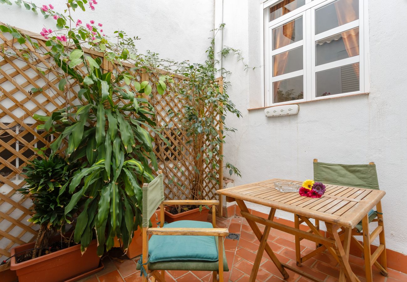 Apartamento en Cádiz - Cadiz centro historico 8P wifi by Lightbooking