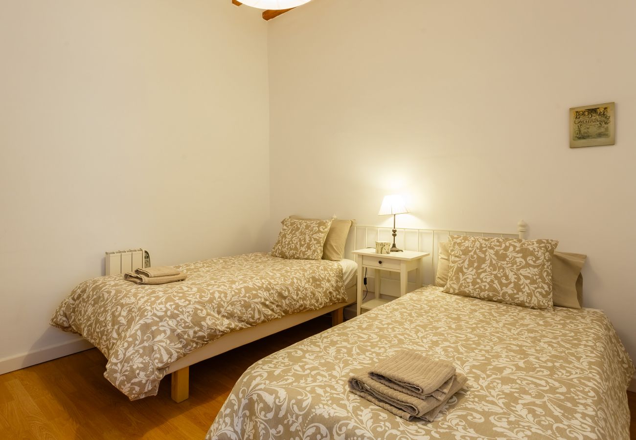 Apartamento en Cádiz - Cadiz centro historico 8P wifi by Lightbooking