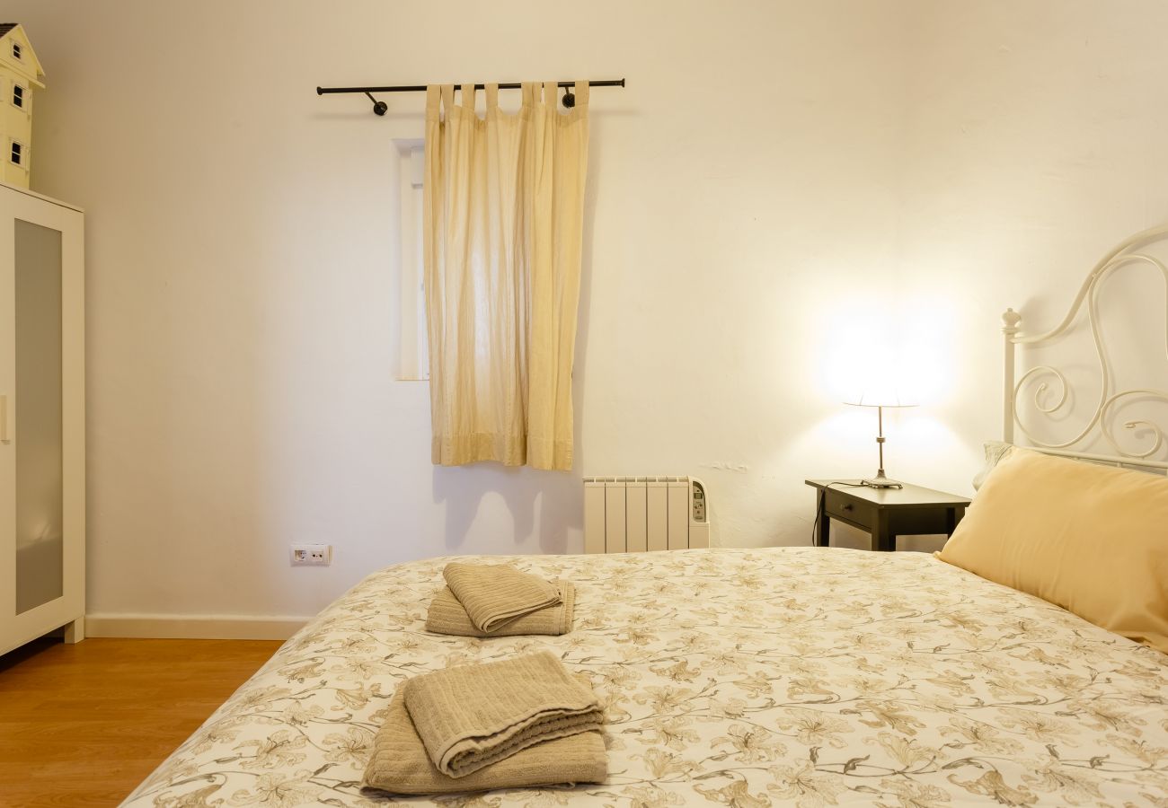 Apartamento en Cádiz - Cadiz centro historico 8P wifi by Lightbooking