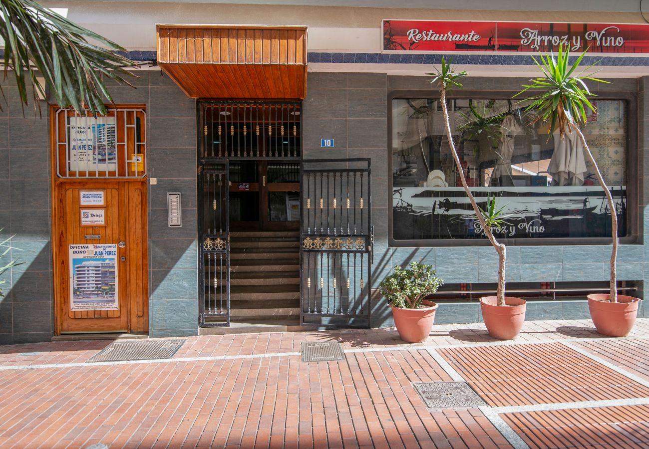 Estudio en Las Palmas de Gran Canaria - Orlando Prudencio Morales 10 Pta. 3