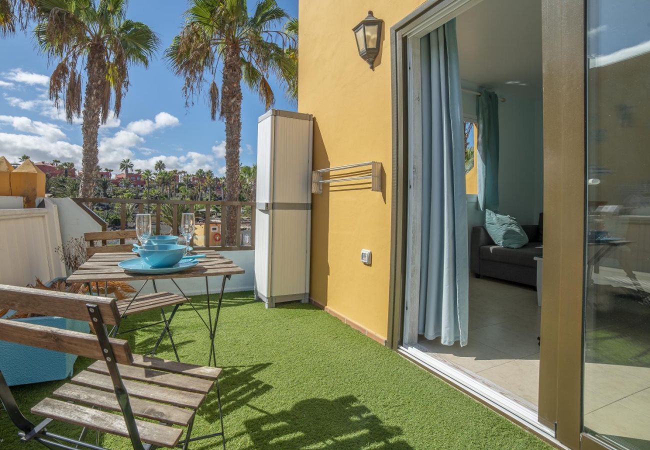 Apartamento en Corralejo - Oasis Royal 11 apartamento vista piscina Corralejo by Lightbooking