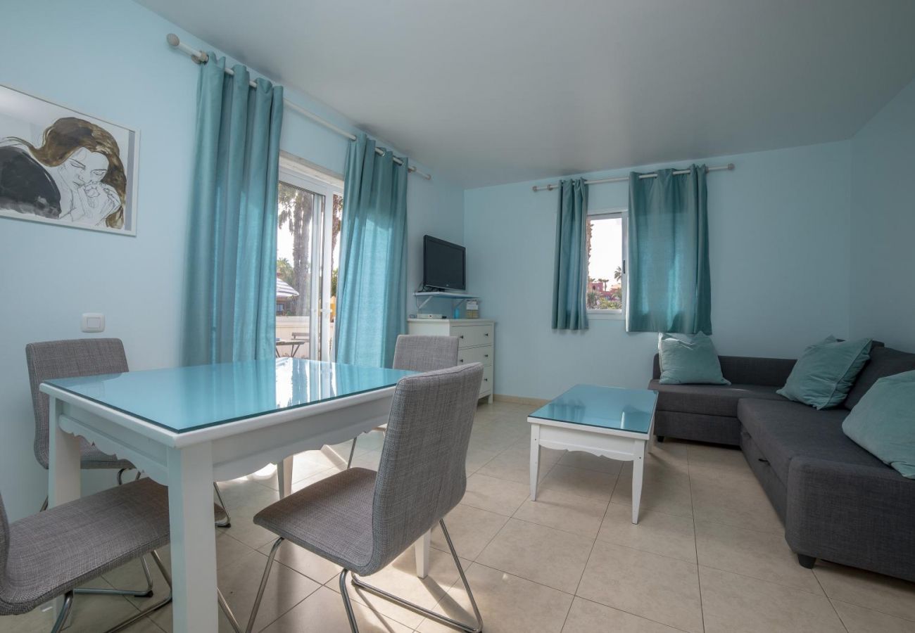 Apartamento en Corralejo - Oasis Royal 11 apartamento vista piscina Corralejo by Lightbooking