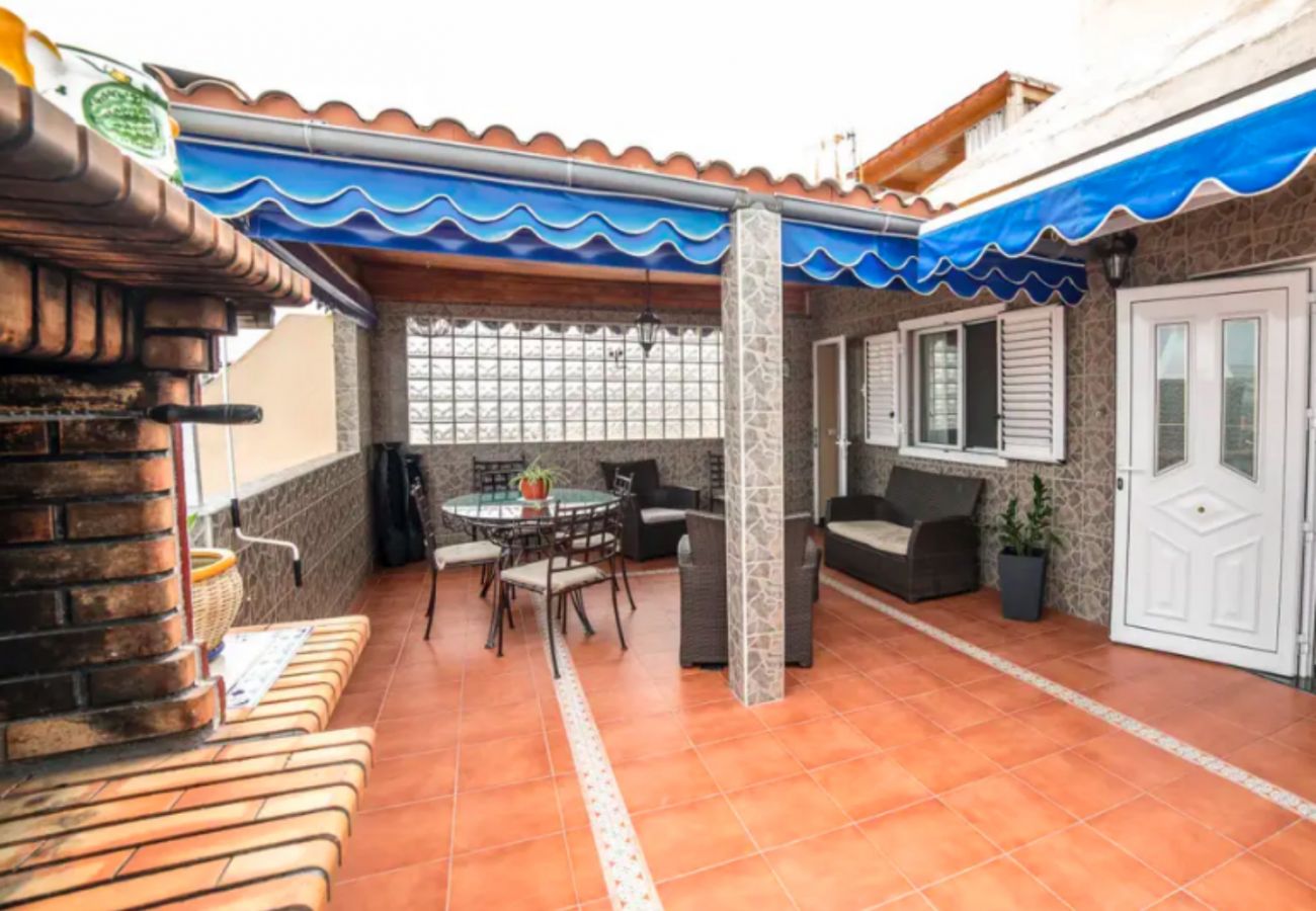 Apartamento en Mogán - Amadores 6P piscina terraza y barbacoa by Lightbooking