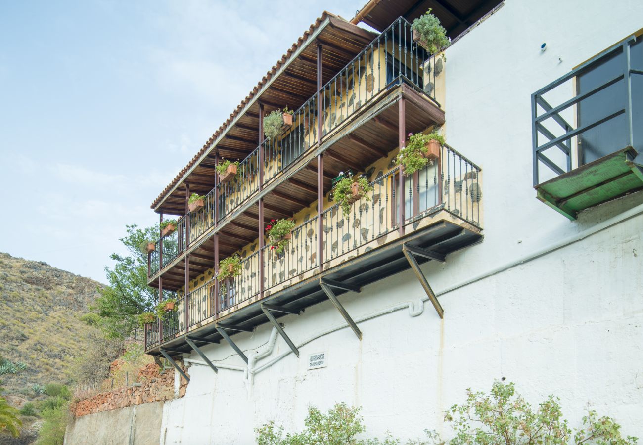 Casa en Santa Lucía de Tirajana - La Sorrueda Villa piscina compartida wifi by Lightbooking