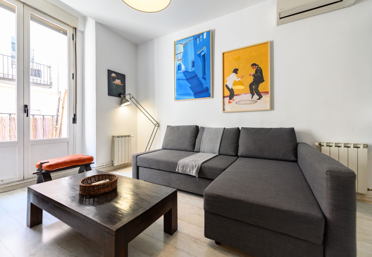 Apartamento en Madrid - M (ESA81) Apto. Tribunal-Malasaña-Chueca
