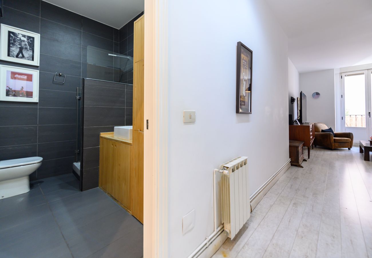 Apartamento en Madrid - M (ESA81) Apto. Tribunal-Malasaña-Chueca