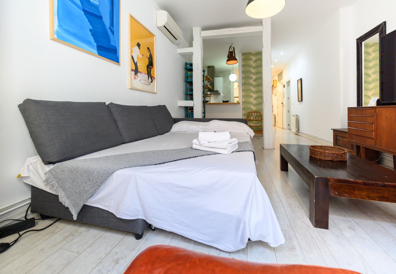 Apartamento en Madrid - M (ESA81) Apto. Tribunal-Malasaña-Chueca