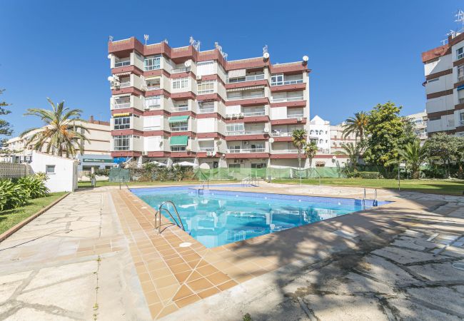 Apartamento en Nerja - Apartamento con piscina a 400 m de la playa