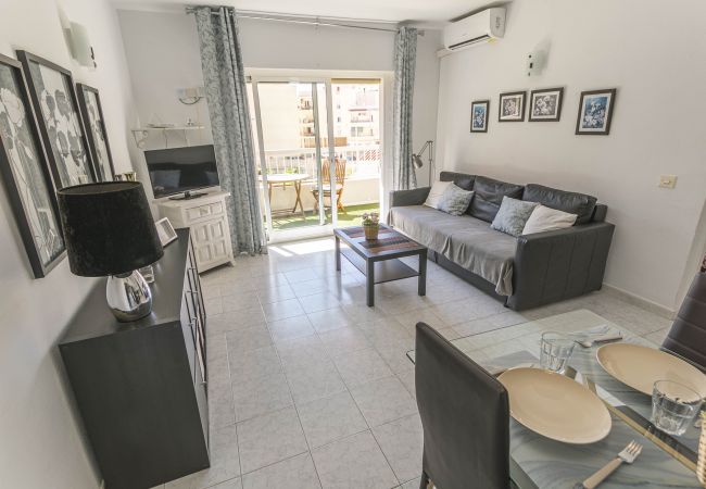 Apartamento en Nerja - Apartamento con piscina a 400 m de la playa