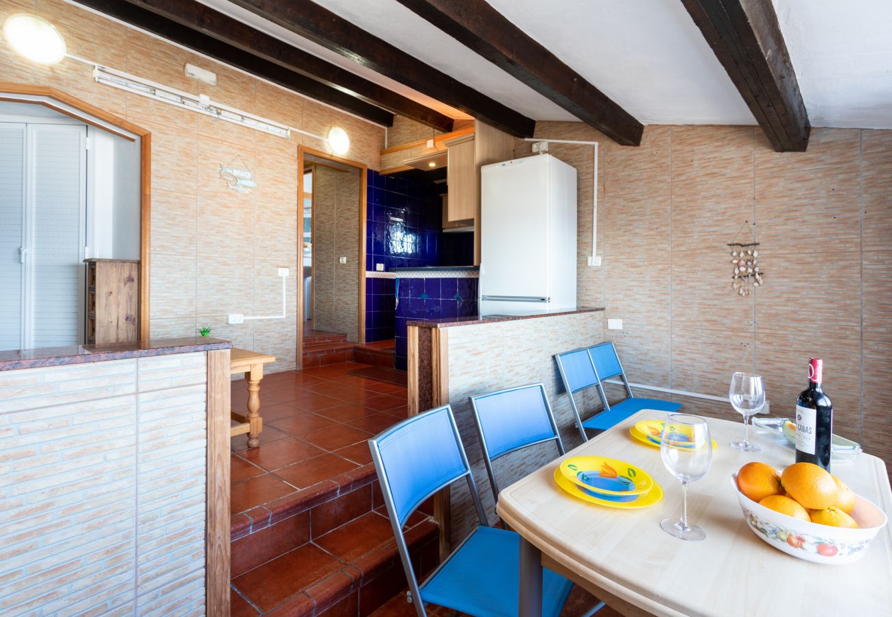 Casa en Candelaria - Casa de playa, a 5 metros del mar wifi by Lightbooking