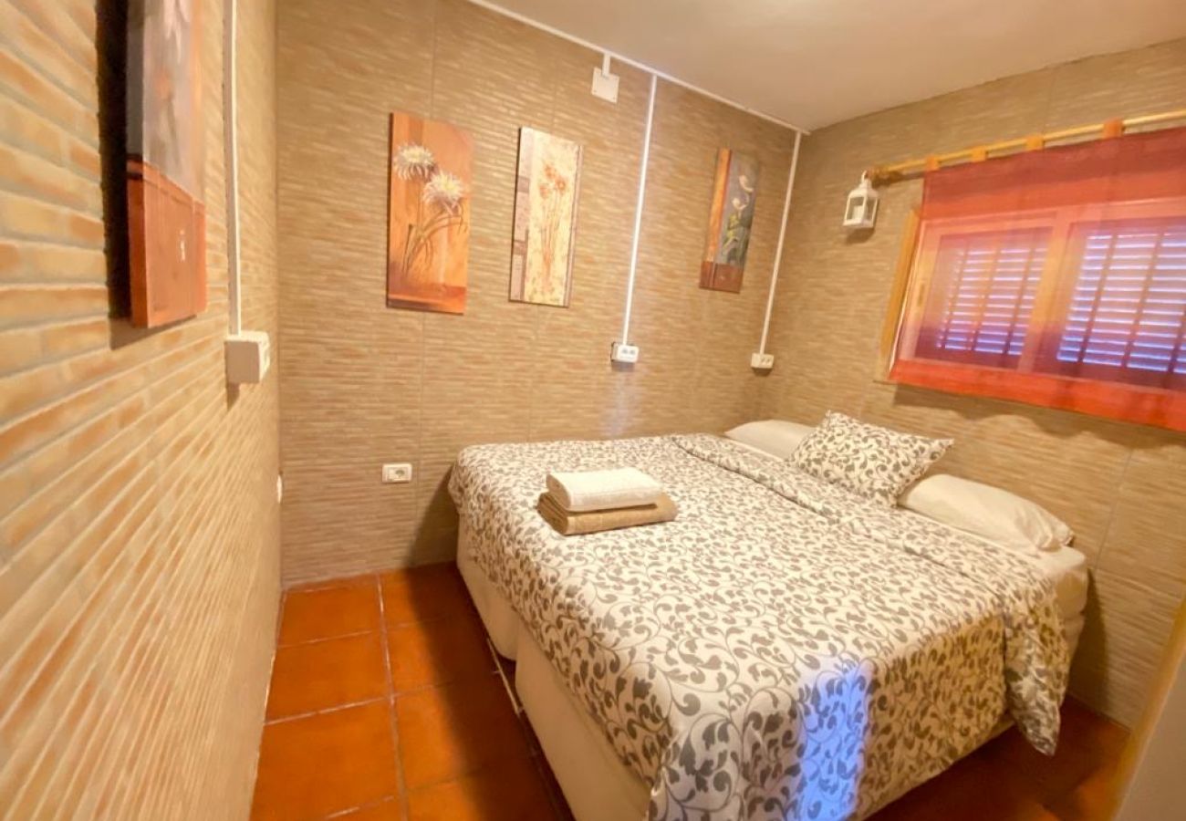 Casa en Candelaria - Casa de playa, a 5 metros del mar wifi by Lightbooking