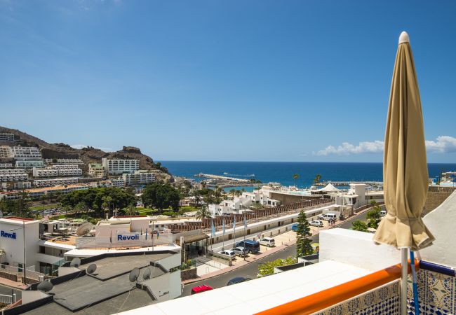 Apartamento en Mogán - Puerto Rico con balcon y vistas al mar by Lightbooking