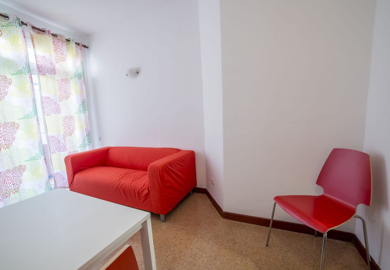 Apartamento en Las Palmas de Gran Canaria - Rosamar a metros de la playa wifi 405  by Lightbooking