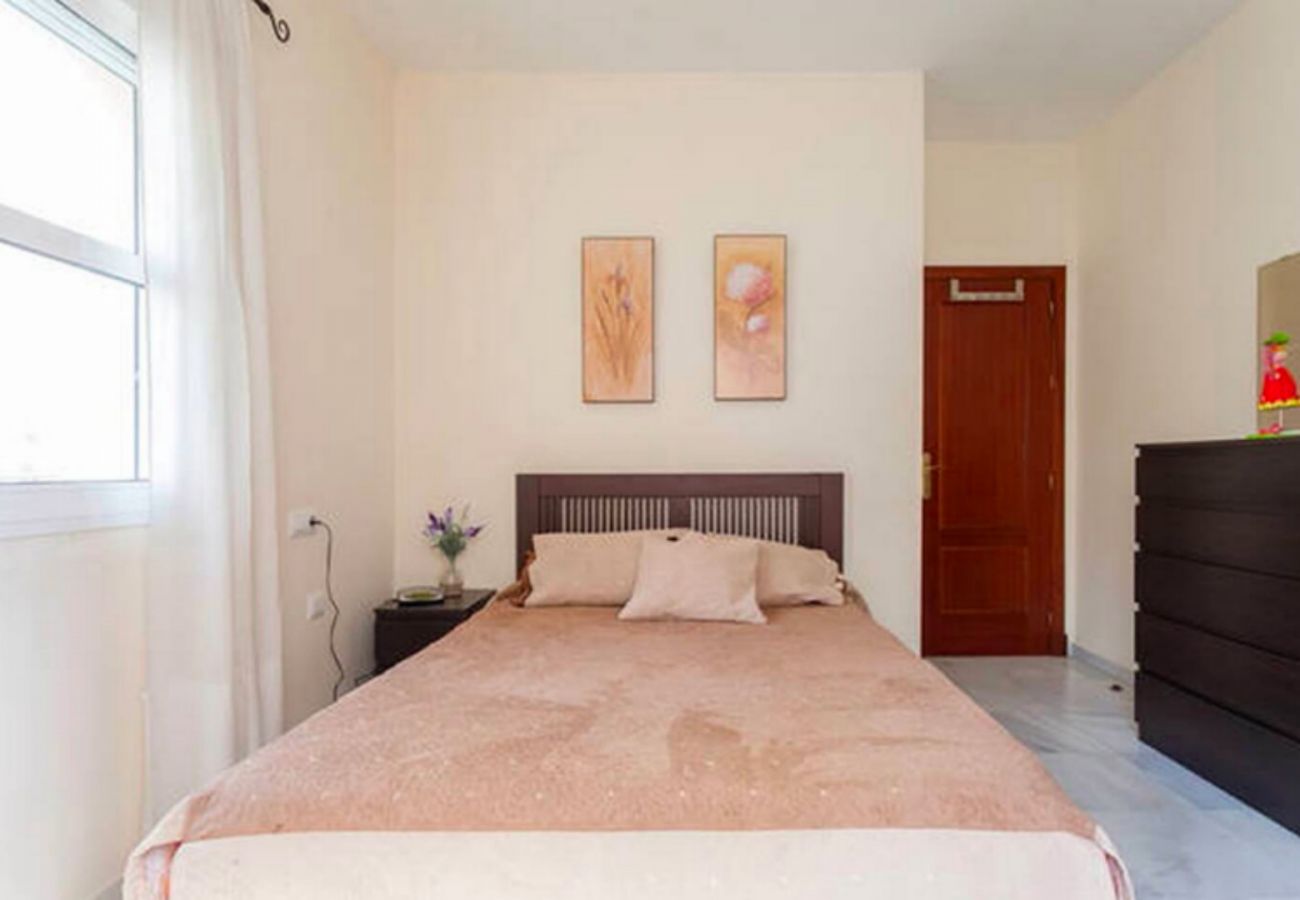 Apartamento en San Fernando - Centrico dos dormitorios wifi by Lightbooking